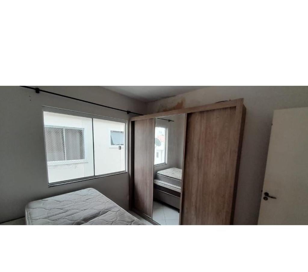 Apartamentos a venda Palhoca SC - Fotos para Vende-se Apto de 02 dorm Semi Mobiliado em SC