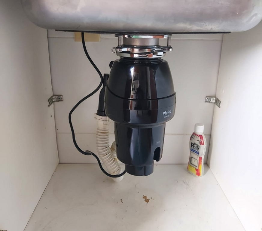 Outros serviços Rio de Janeiro RJ Barra da Tijuca - Fotos para Instalaçao de triturador de lixo (pia)