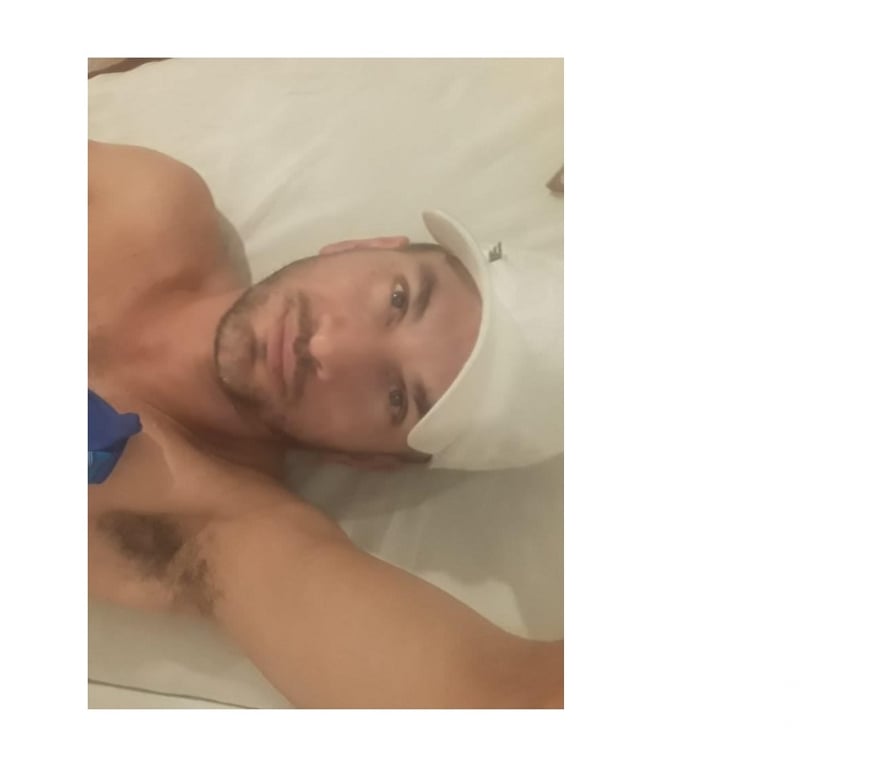 Acompanhantes masculinos Sao Paulo SP Santa Cecília - Fotos para Pedro massagem 24 h Tântrica Pernoite