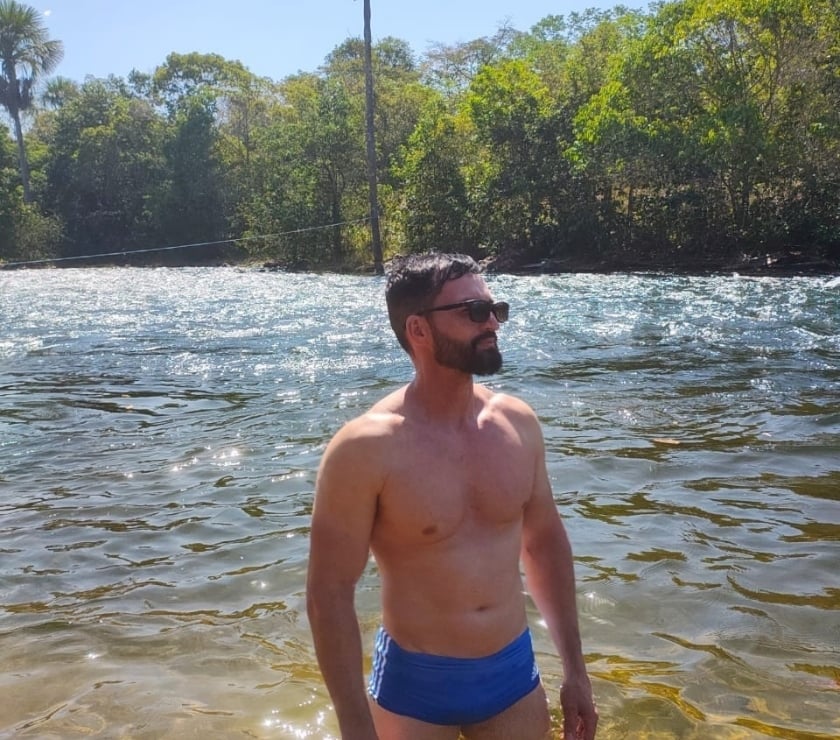 Garotos de programa Asa Norte Brasilia DF - Fotos para MASSAGEM RELAXANTE CORPORAL, SENSUAL E TANTRICA..