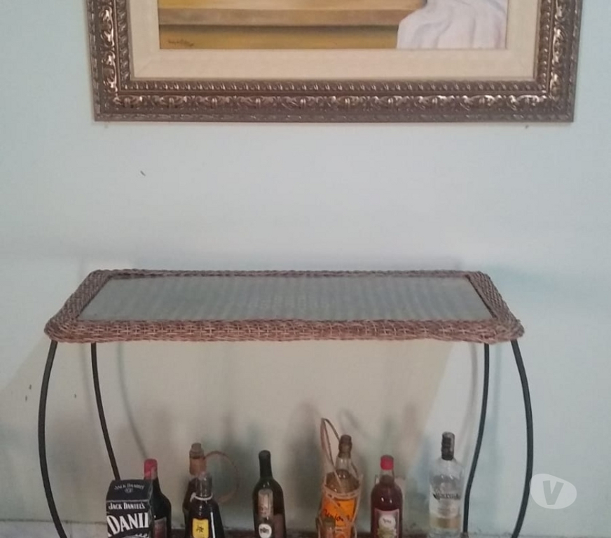 Venda Móveis Ponta Grossa PR - Fotos para Aparador em Junco com Vidro sobre a base superior e Junco