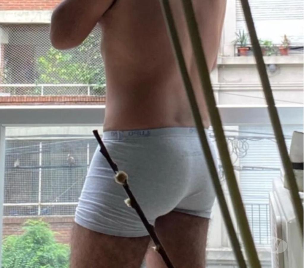 Acompanhantes masculinos Curitiba PR Santa Felicidade - Fotos para Massagens relaxantes e terapêuticas.