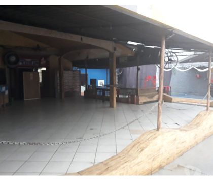 Comprar Loja - Fotos para Ponto Comercial na Av. do Turismo