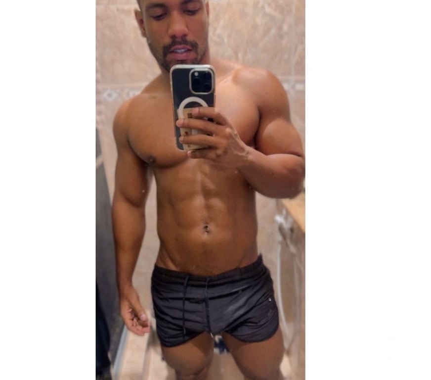 Acompanhantes masculinos Rio de Janeiro RJ Madureira - Fotos para Léo Massoterapeuta profissional