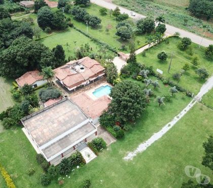 Fazendas - Sitios à venda - Fotos para Sitio à venda- 61 mil m2- Brazlândia-DF
