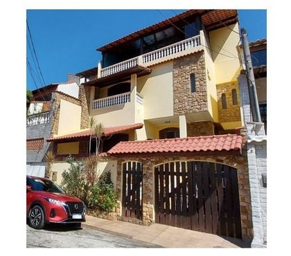 Casas a venda Campo Grande, Rio de Janeiro Rio de Janeiro RJ - Fotos para Casa Tríplex De Alto Padrão No Bairro Silvestre Campo Grande