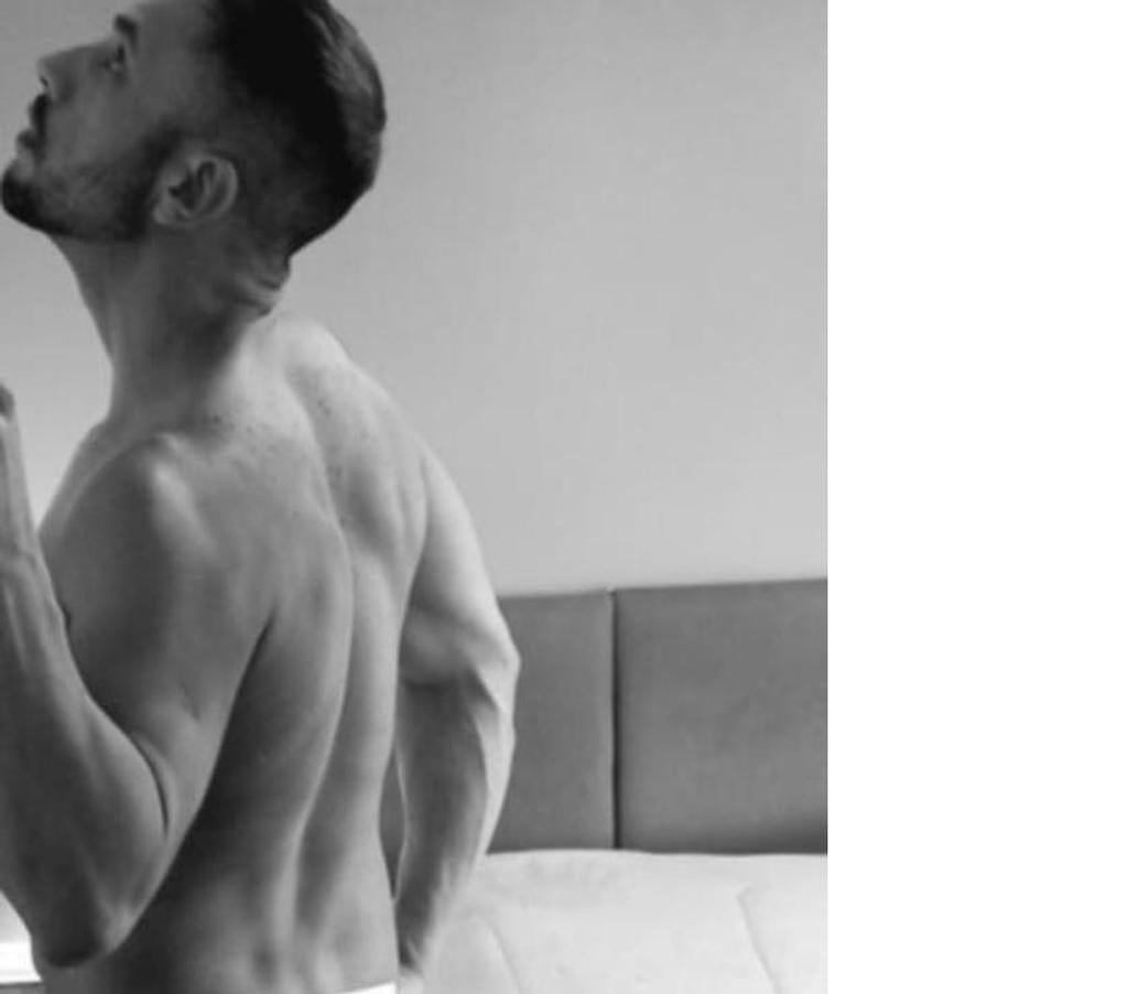 Acompanhantes masculinos Curitiba PR Matriz - Fotos para EstrangeiroBiMassagmForça Mãos+PedraQuente+Tantri&Nur