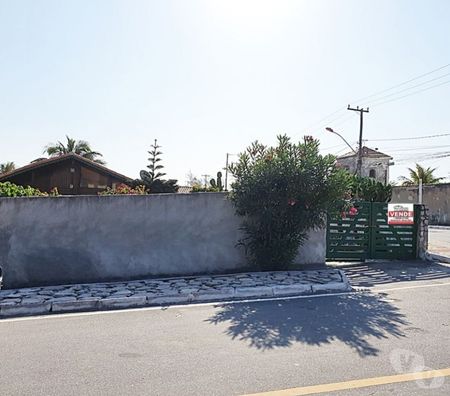 Apartamentos a venda Marica RJ - Fotos para Baixou Valor! Imóvel de Madeira,3 Qts,Piscina e Anexo.