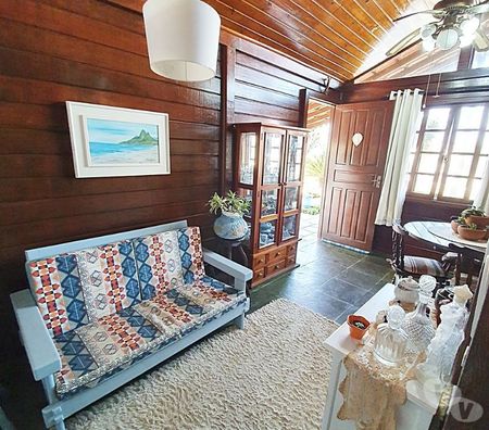 Apartamentos a venda Marica RJ - Fotos para Baixou Valor! Imóvel de Madeira,3 Qts,Piscina e Anexo.