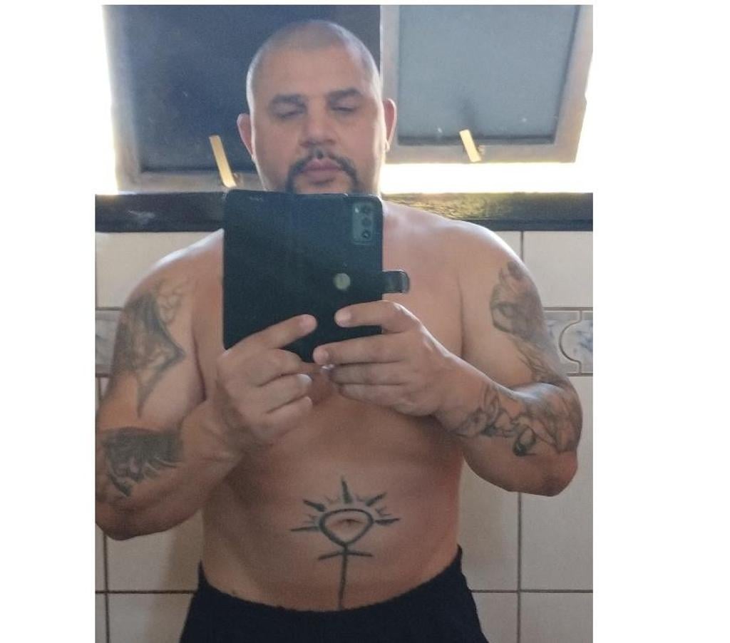 Acompanhantes masculinos Caxias do Sul RS - Fotos para PARA CASAIS!! SIGILOSO, DISCRETO EDUCADO E COMUNICATIVO!!!