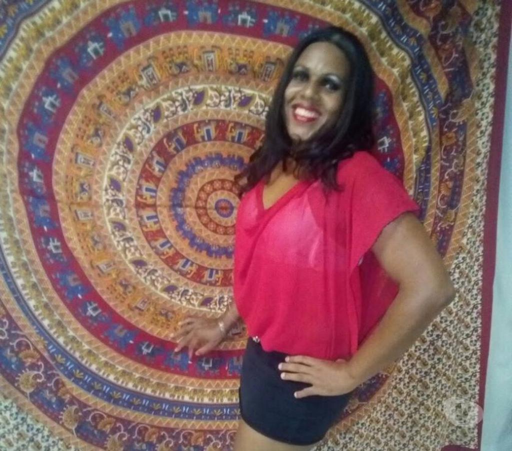 Acompanhantes masculinos Sao Vicente SP - Fotos para Manuella travesti mulata centro de S.V massagem, ATV e pass.