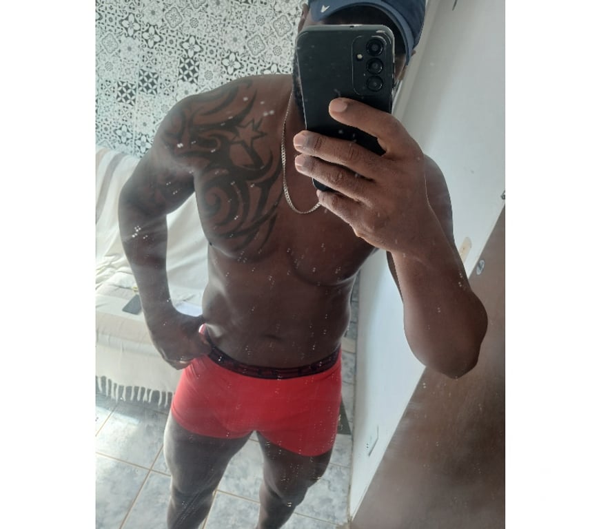 Acompanhantes masculinos Salvador BA Centro de Salvador - Fotos para Negão Dotado Massotp