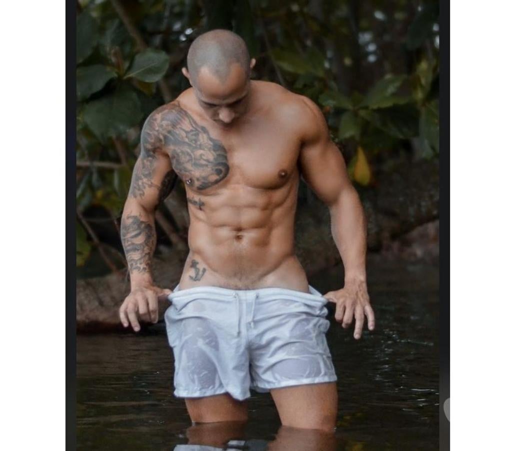 Acompanhantes masculinos Vitoria ES Centro de Vitória - Fotos para Alex Cardozo Massoterapeuta