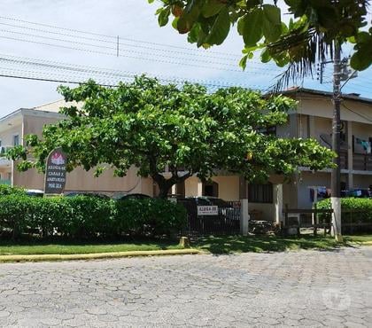 Aluguel temporada - Fotos para Casas na Praia de Barra do Sul Disponível por Diárias
