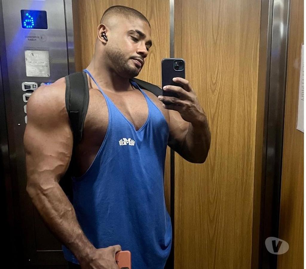 Acompanhantes masculinos Sao Paulo SP Mooca - Fotos para Léo Digant - Massoterapeuta