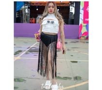 Loira safada tenho 1,57 sou baixinha loira bem feminina.