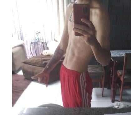 Encontros Sexuais - Fotos para Procuro casal ou mulher solteira...