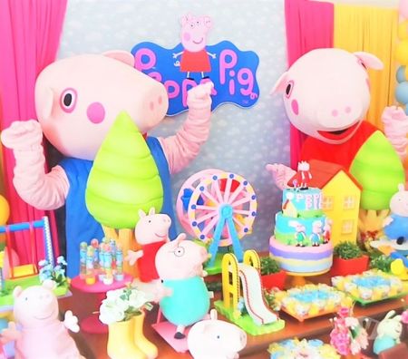 Serviços para eventos Sao Paulo SP Mooca - Fotos para Peppa Pig e George cover personagens vivos festa infantil