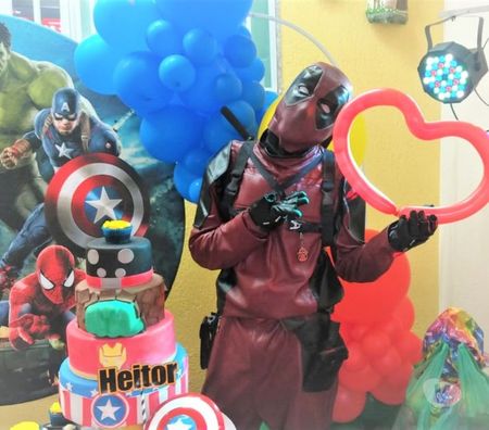 Serviços para eventos Sao Paulo SP Mooca - Fotos para Deadpool cover personagens vivos festa infantil