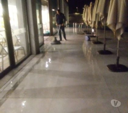 Outros serviços - Fotos para Limpeza, polimento, revitalização de todo tipo de piso