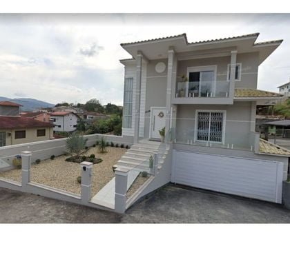 Casas para vender - Fotos para Sobrado Alto Padrão4 dorm 1 suíte Sto.Amaro da Imperatriz SC