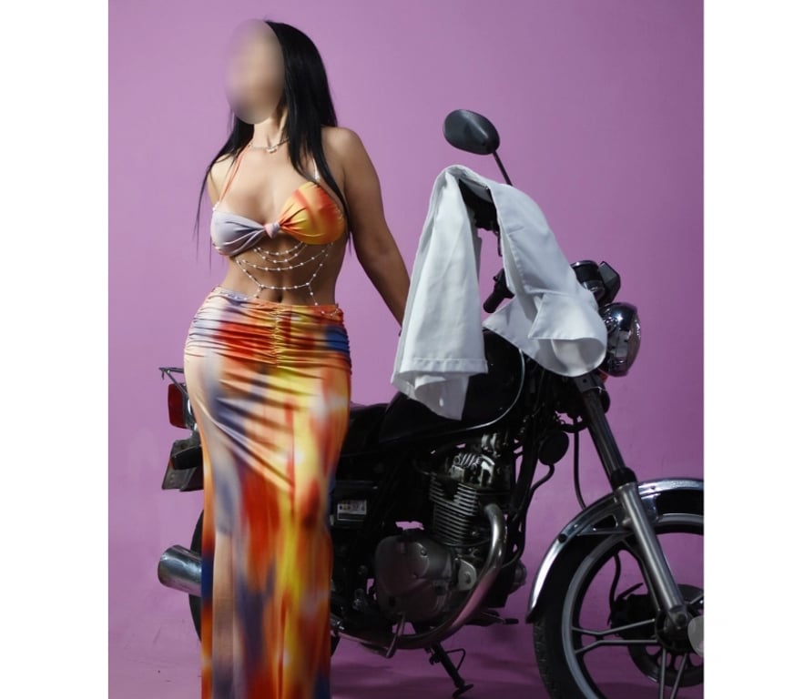 Garotas de programa Porto Alegre RS Porto Alegre Norte - Fotos para Indiazinha massagista