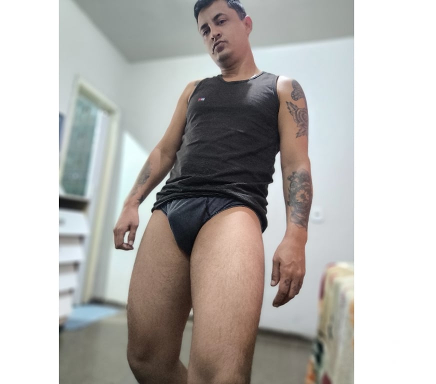 Acompanhantes masculinos Valparaiso de Goias GO - Fotos para Pedro só atende homens