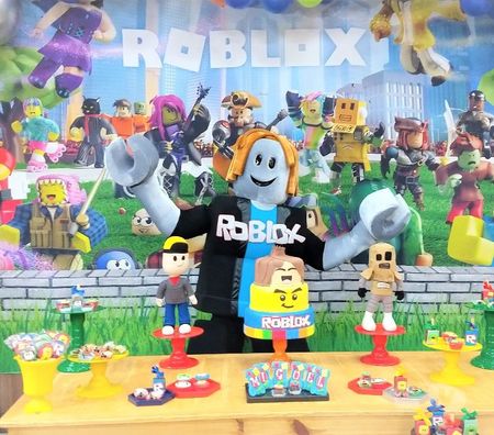Serviços para eventos Sao Paulo SP Moema - Fotos para Personagem vivo Roblox cover jogo festa