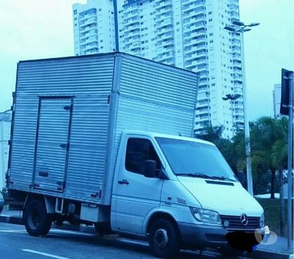 Mudanças - Frete - Fotos para Fretes e Mudanças Curitiba viagens 2,50 km