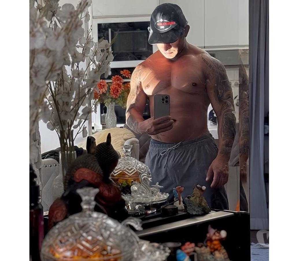 Acompanhantes masculinos Curitiba PR Matriz - Fotos para Boy MASSO TÂNTRICA BOYTOPBOY