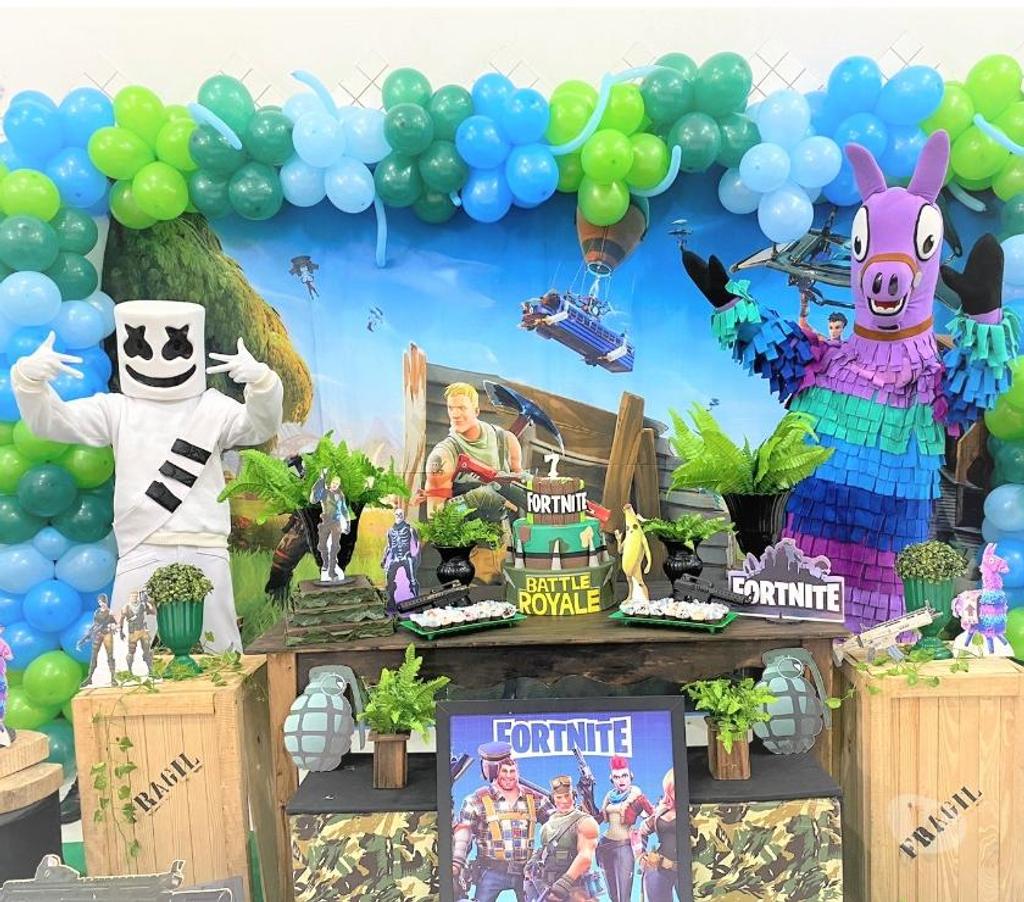 Serviços para eventos Sao Paulo SP Tatuapé - Fotos para DJ Marshmallow cover personagens vivos festa fortinite