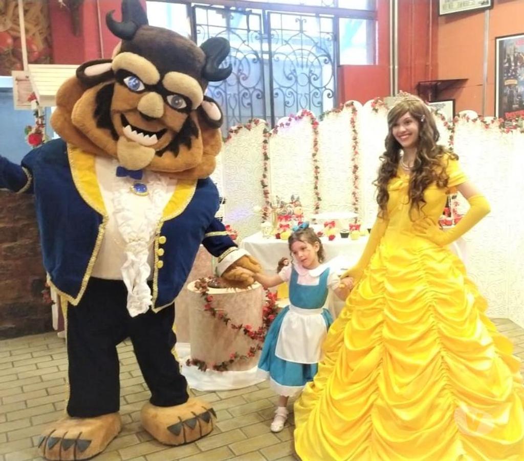 Serviços para eventos Sao Paulo SP Mooca - Fotos para Princesa Bela e Fera cover personagens vivos