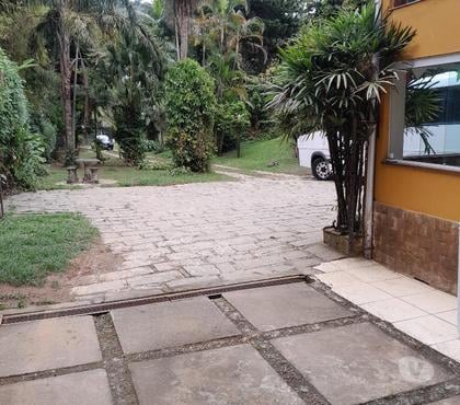 Casas a venda - images_alt_text BONITA RESIDÊNCIA EM PETRÓPOLIS ÓTIMA LOCALIZAÇÃO MOSELA