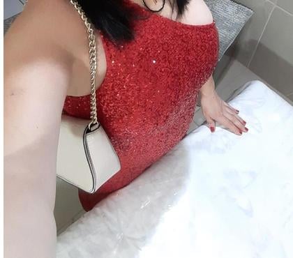 Acompanhantes - images_alt_text Terapeuta Corporal Pos graduada das 09 as 16:30