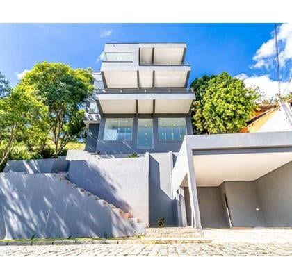 Apartamentos para vender - images_alt_text Casa triplex em condomínio na Vila Progresso-Pendotiba