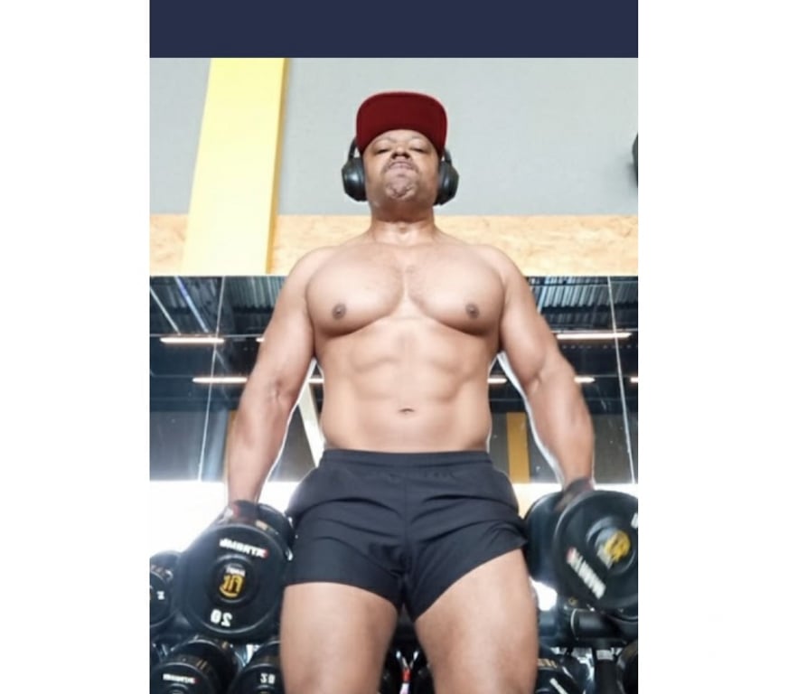 Acompanhantes masculinos Sao Paulo SP Vila Mariana - Fotos para Alto nível, MASSAGEM . DEPILAÇÃO.. E RELAX