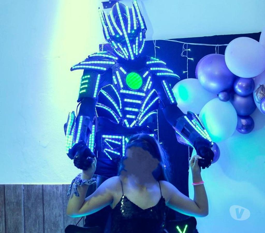 Serviços para eventos Sao Paulo SP Tatuapé - Fotos para Robos de Led Show personagens vivos casamentos eventos lojas