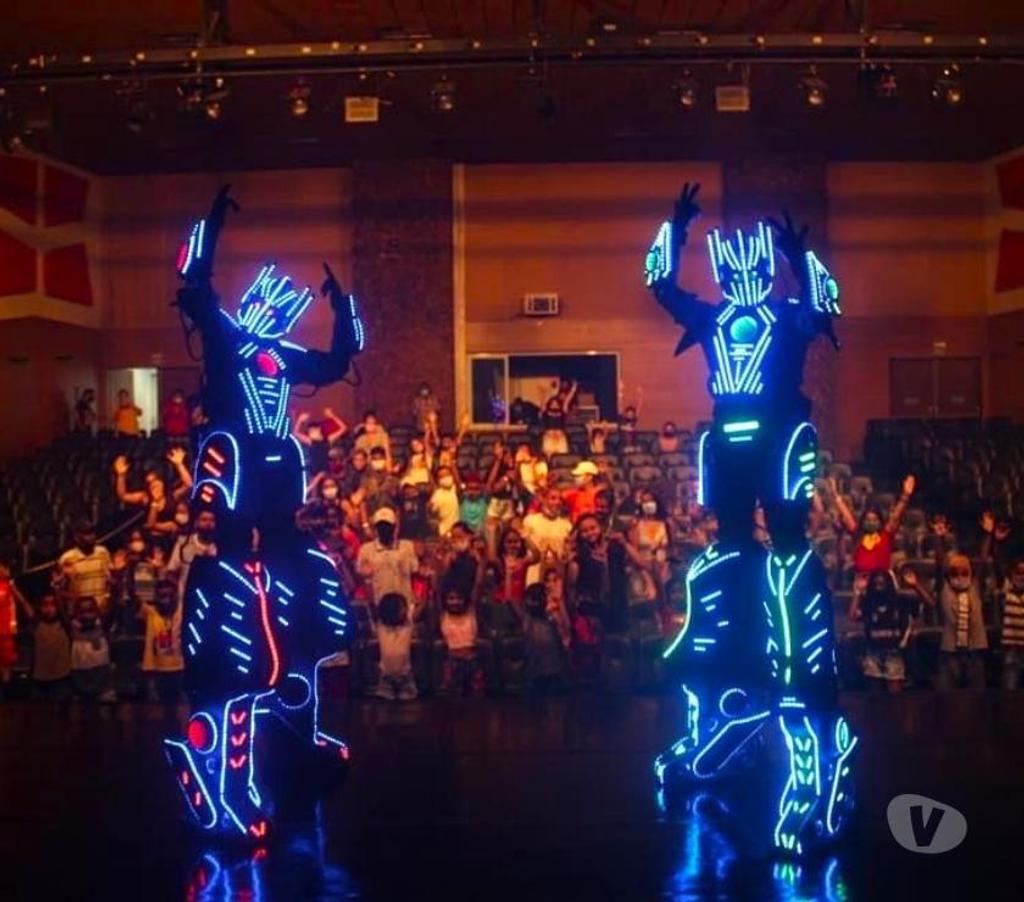 Serviços para eventos Sao Paulo SP Mooca - Fotos para Robozao led robo casamento festa comercio escola eventos