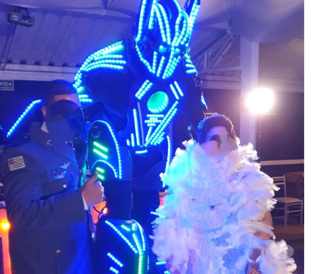 Serviços para eventos Sao Paulo SP Mooca - Fotos para Robozao led robo casamento festa comercio escola eventos