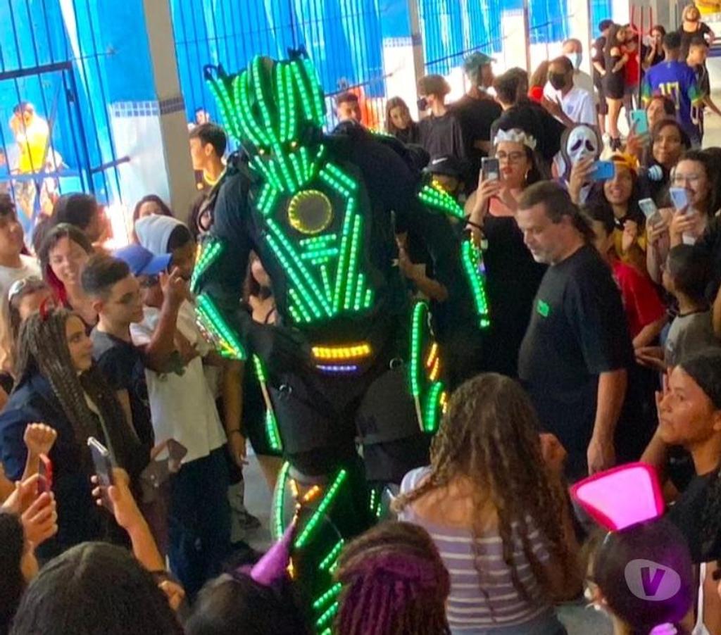 Serviços para eventos Sao Paulo SP Lapa Sao Paulo SP - Fotos para Megatrom cover robo led personagens festa evento casamento