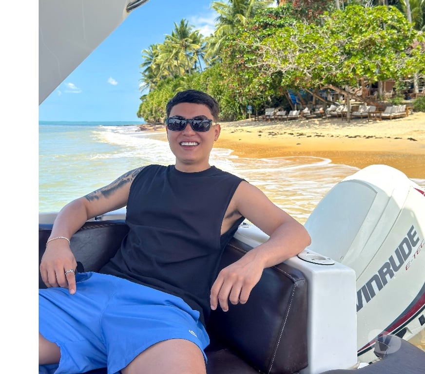 Acompanhantes masculinos Rio de Janeiro RJ Copacabana - Fotos para Novinho XXL23CM Safado carioca