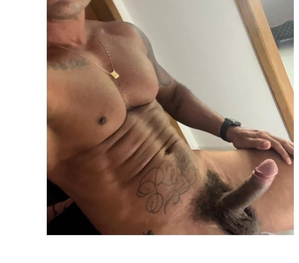 Acompanhantes masculinos Rio de Janeiro RJ Barra da Tijuca - Fotos para Tatuado versátil Atv