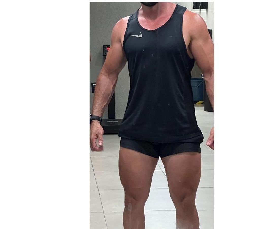 Acompanhantes masculinos Salvador BA Jardim Armação - Fotos para ELE - Seu espaço que precisava para relaxar