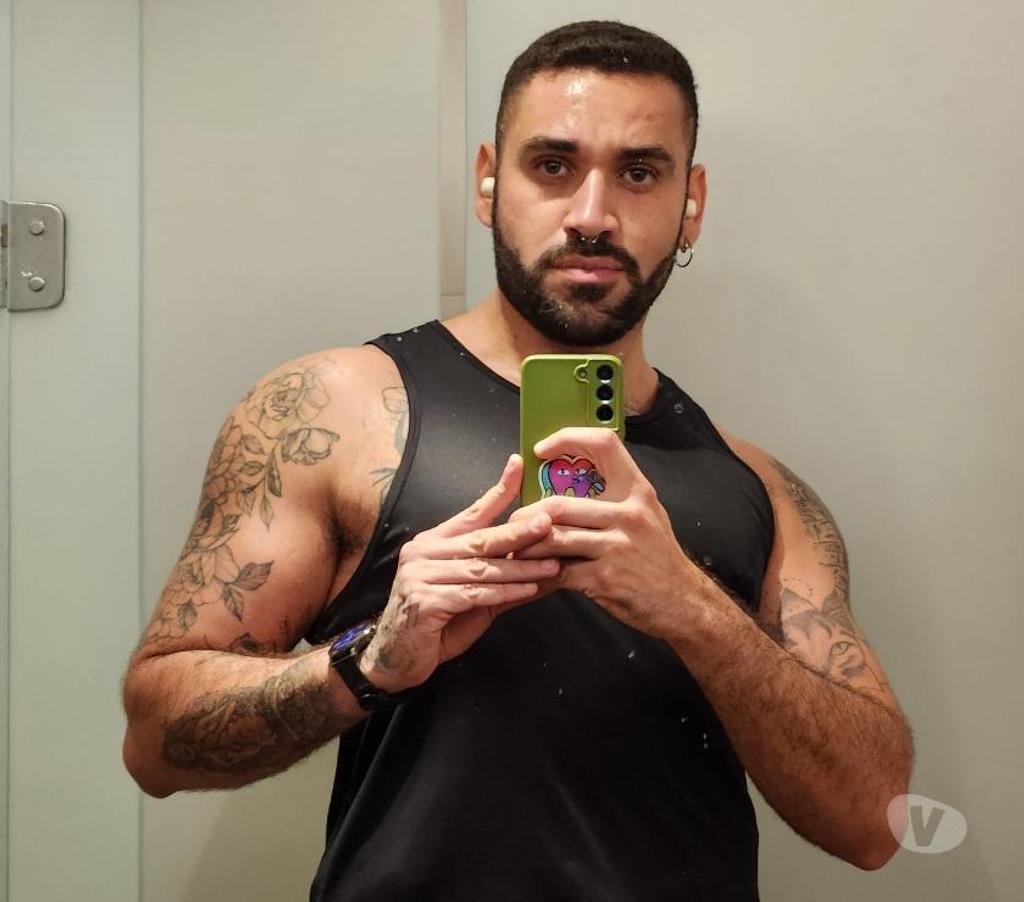 Acompanhantes masculinos Brasilia DF Asa Norte - Fotos para Massoterapeuta: Massagem, depilação com maquina.