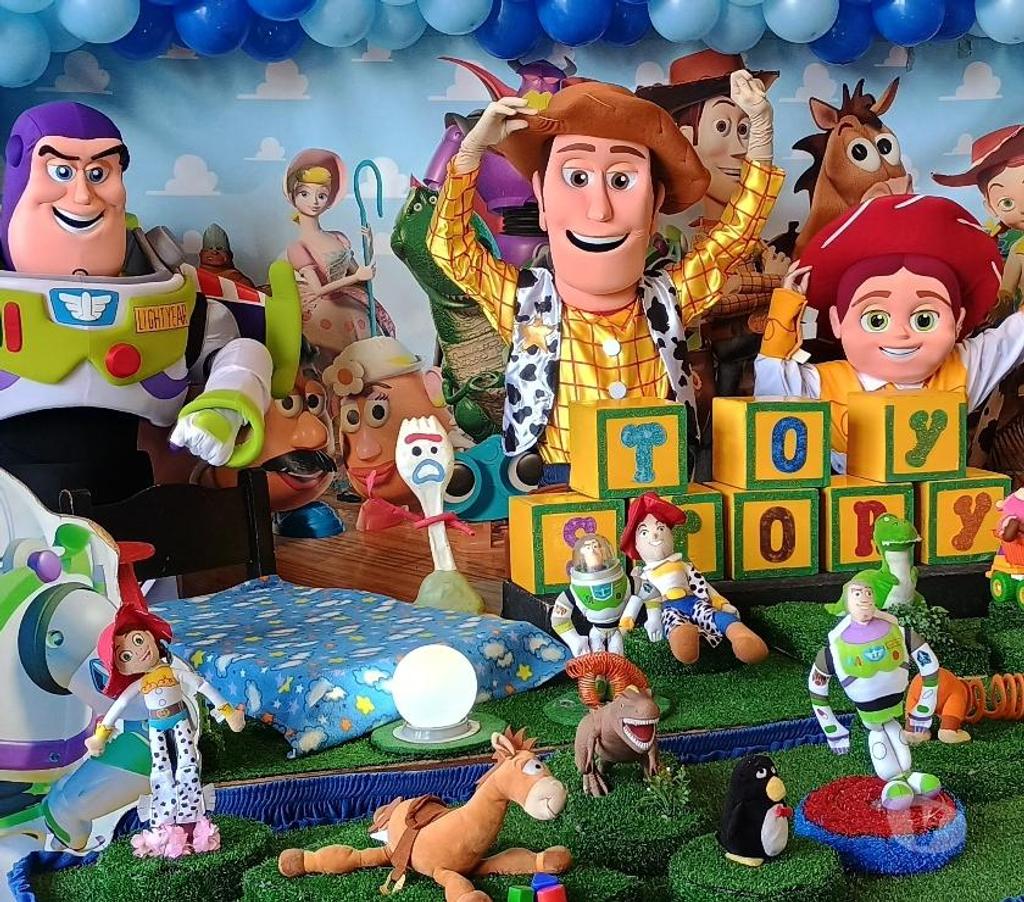 Serviços para eventos Sao Paulo SP Carrão - Fotos para Toy Story cover Wood Buzz personagens vivos