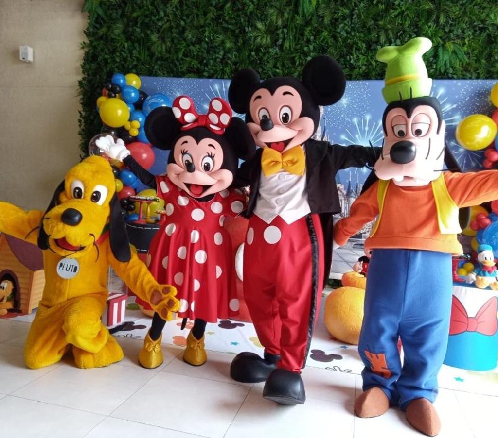 Serviços para eventos Sao Paulo SP Carrão - Fotos para Mickey Minnie Turma cover personagens vivos