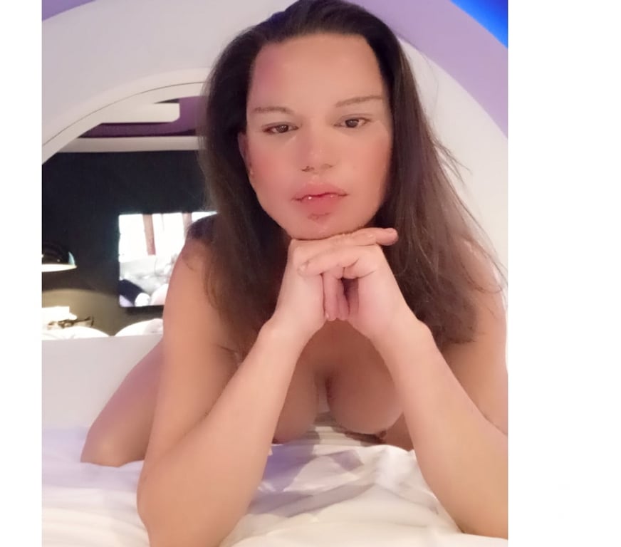 Acompanhantes travesti Sao Paulo SP Sé, São Paulo - Fotos para Roberta Vaz trans Metro Sé Largo são Francisco