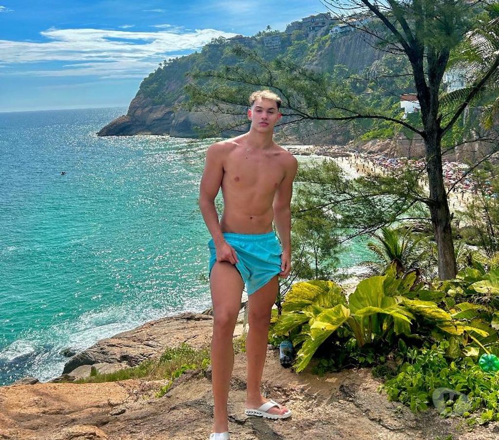 Acompanhantes masculinos Sao Paulo SP Lapa Sao Paulo SP - Fotos para Loiro, alto, malhado, discreto