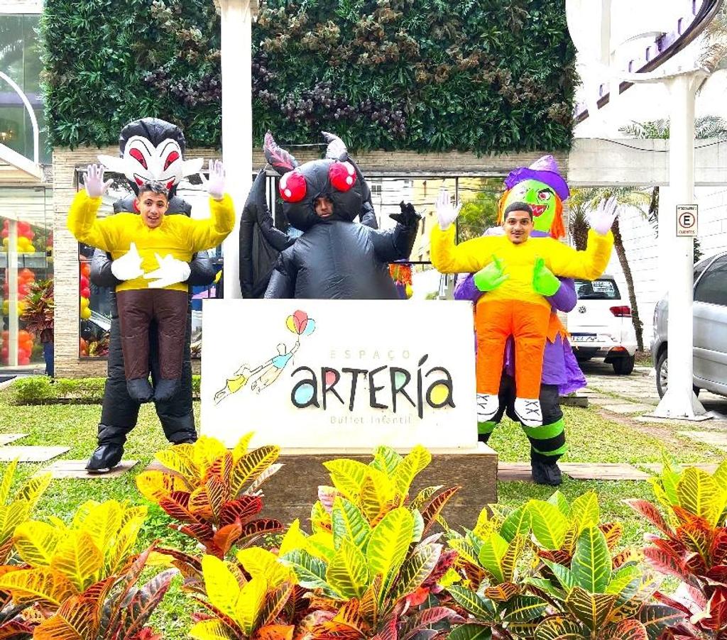 Serviços para eventos Sao Paulo SP Outros Bairros Sao Paulo SP - Fotos para Personagens vivos Festa Halloween Monstros Bruxa