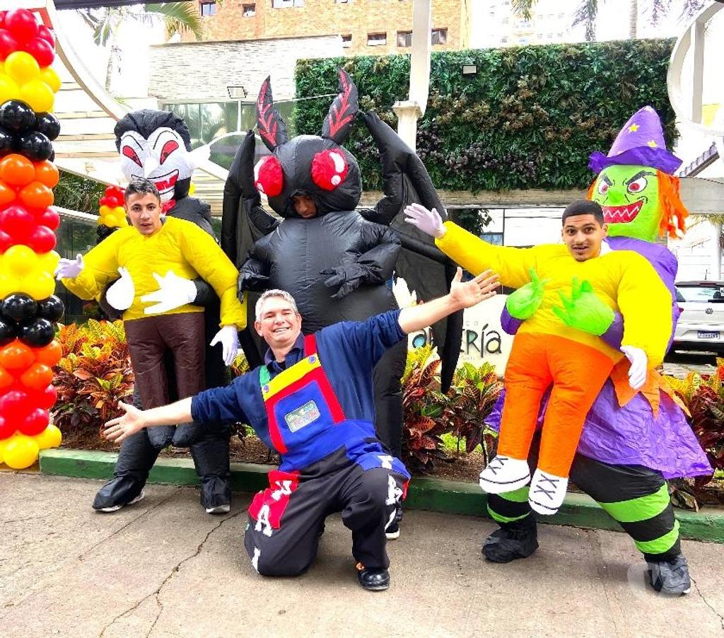 Serviços para eventos Sao Paulo SP Outros Bairros Sao Paulo SP - Fotos para Personagens vivos Festa Halloween Monstros Bruxa